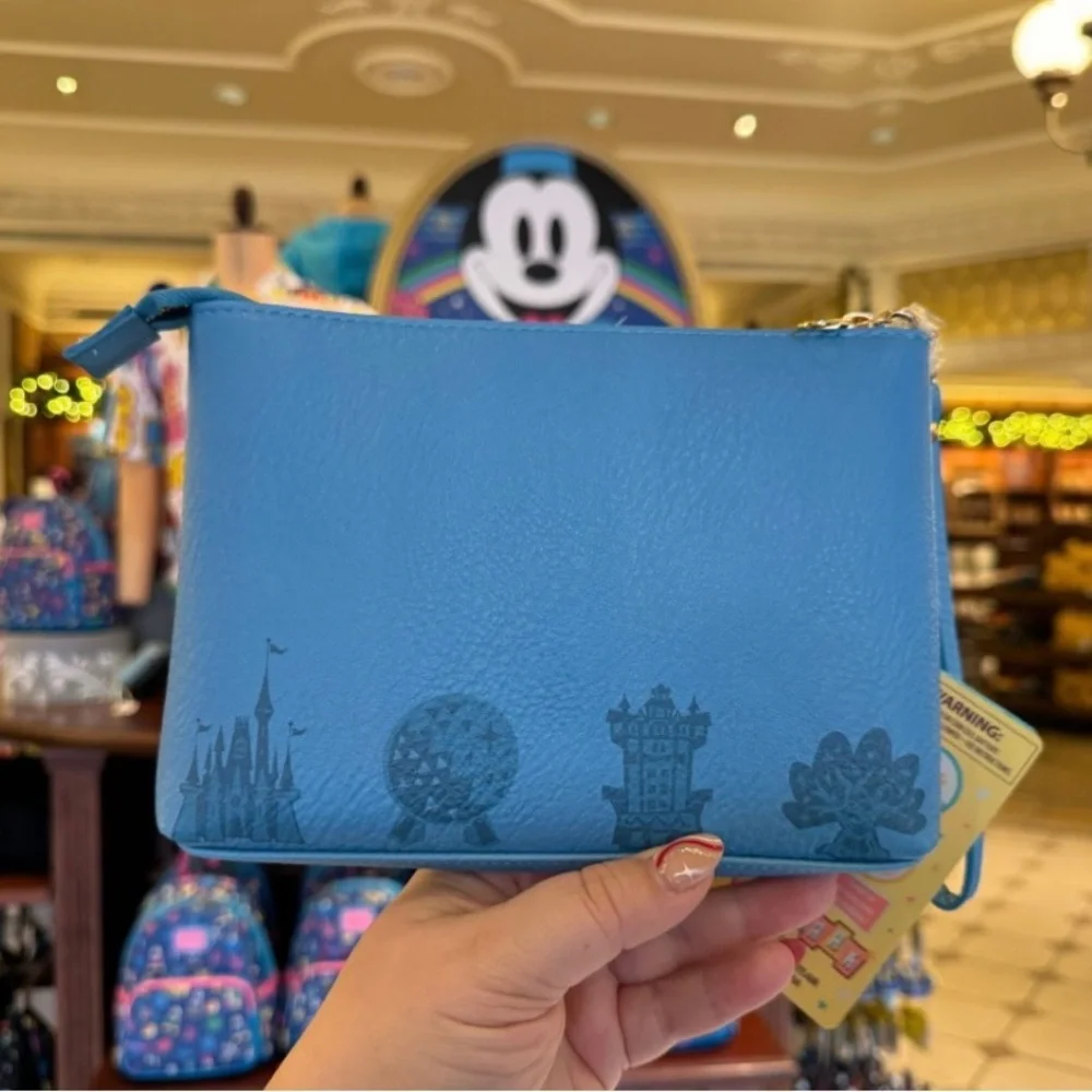 Disneys Play in the Park  Light up Wristlet - Picture 3 of 13